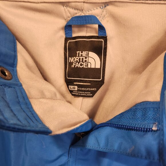 The North Face Women's HyVent Snow Pants - Picture 3 of 9